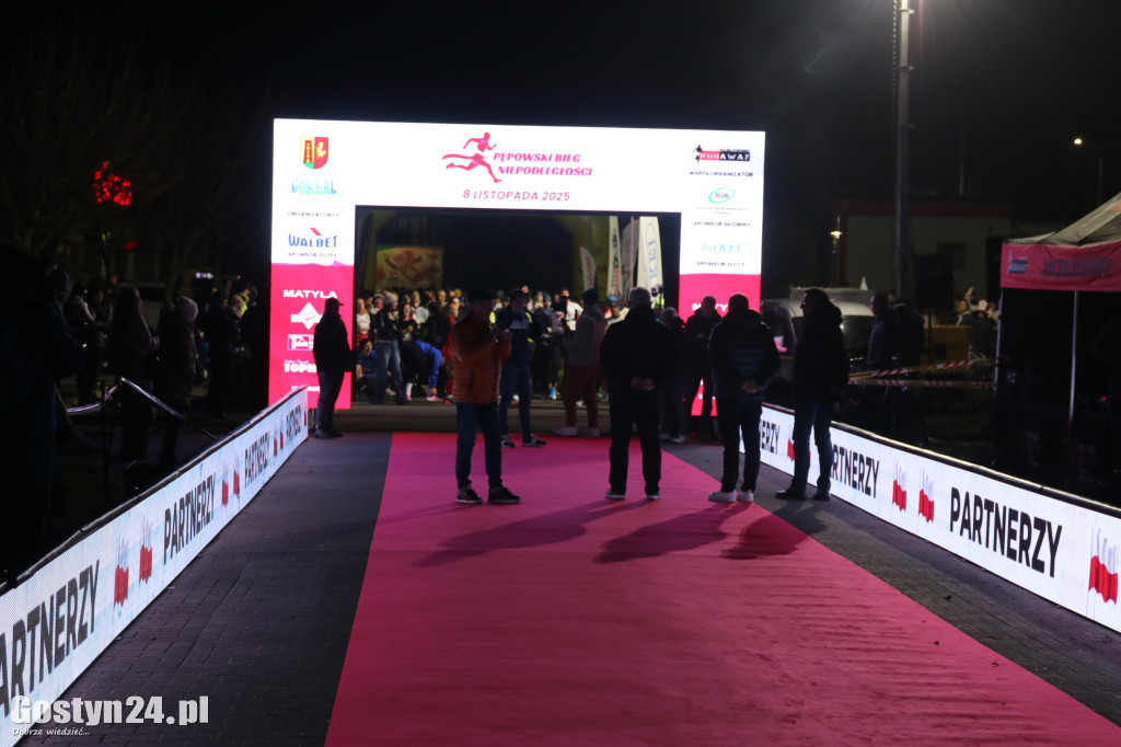 V Nocny Bieg Niepodległości w Pępowie