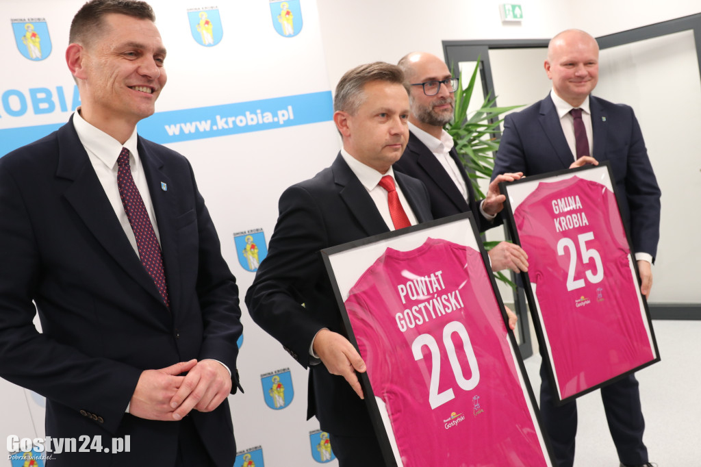 Otwarcie nowego stadionu w Krobi