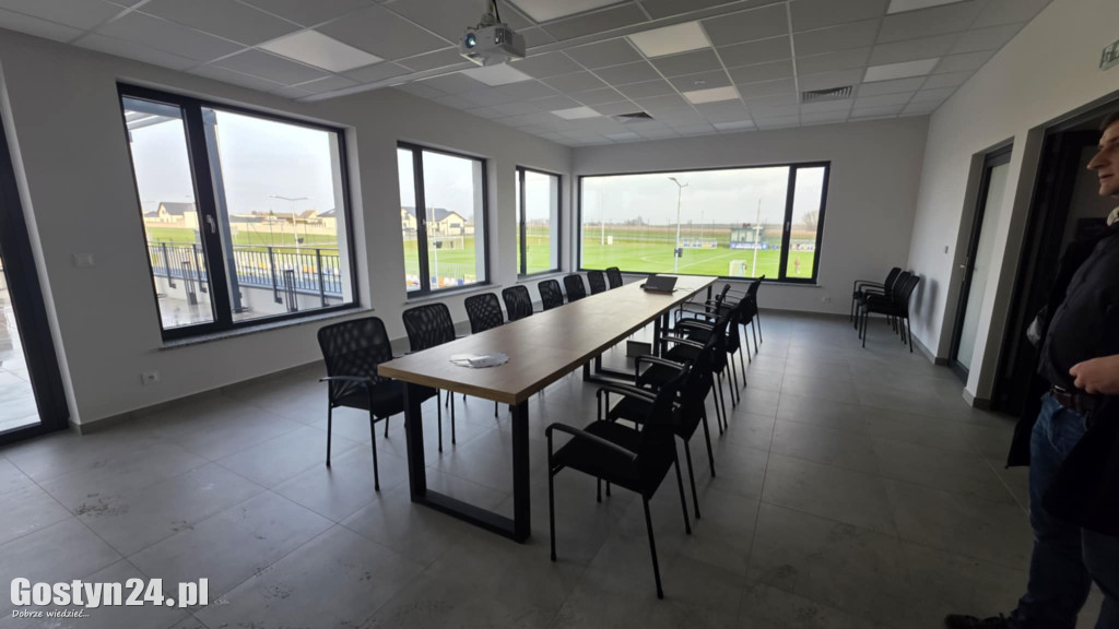 Drzwi otwarte na nowym stadionie w Krobi