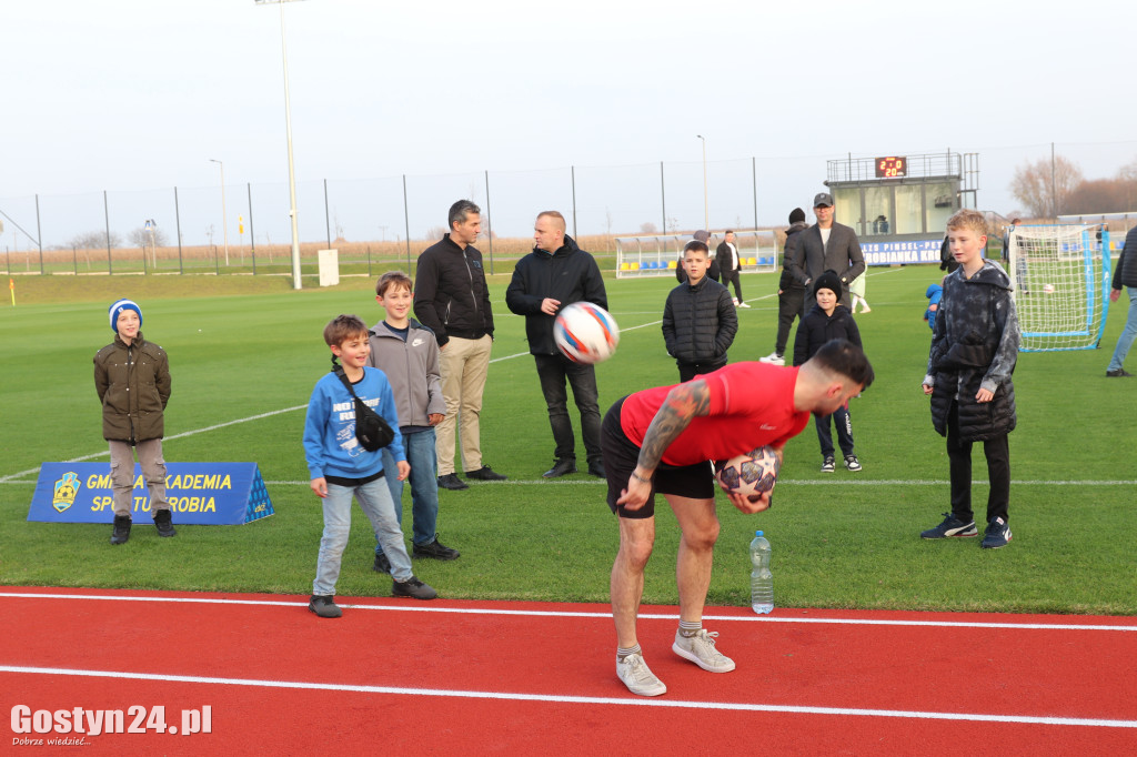 Drzwi otwarte na nowym stadionie w Krobi