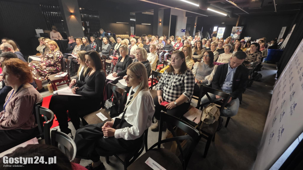 Konferencja o kobietach i dla kobiet w Gostyniu