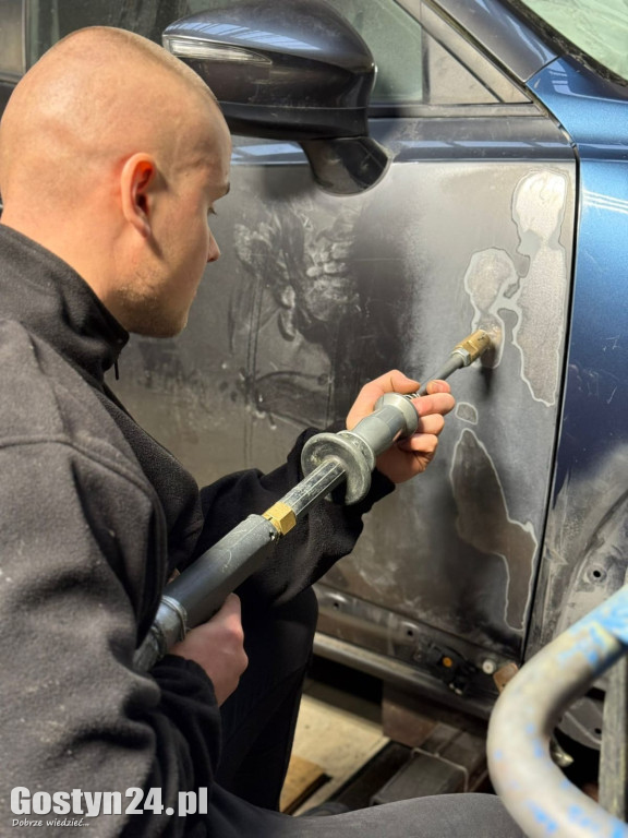 Nowy warsztat blacharski w Gostyniu.