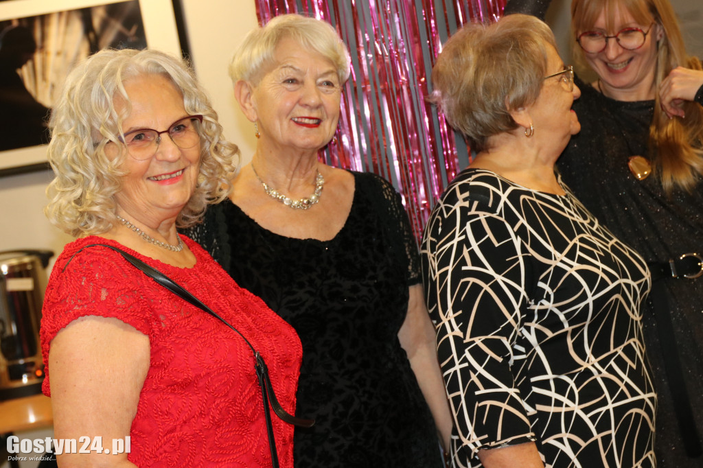 Bal Andrzejkowy seniorów w gostyńskim Hutniku