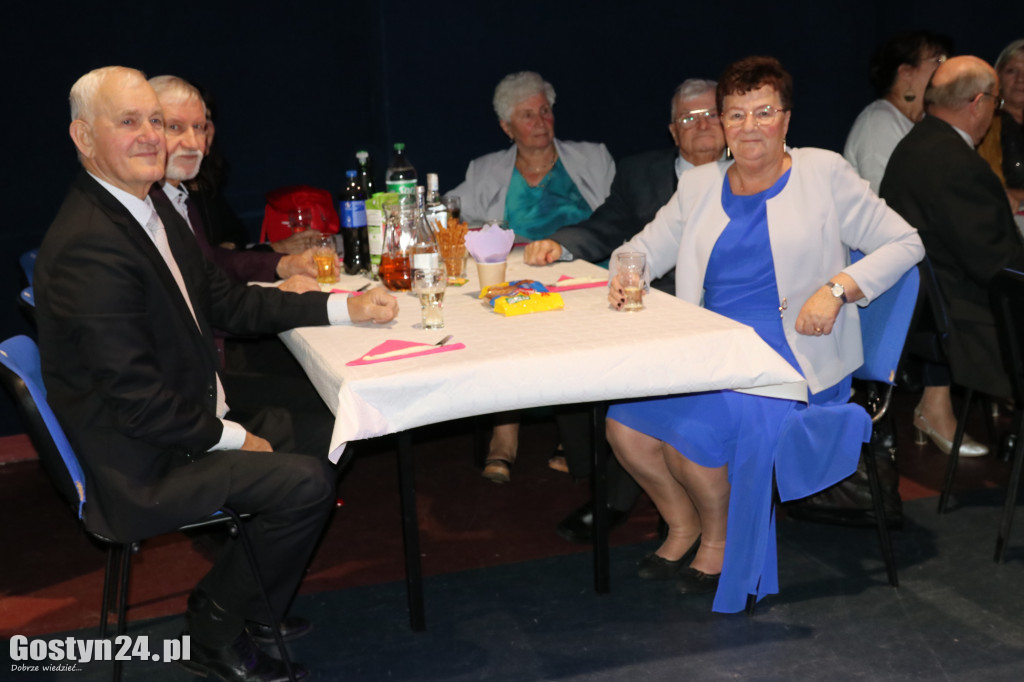 Bal Andrzejkowy seniorów w gostyńskim Hutniku