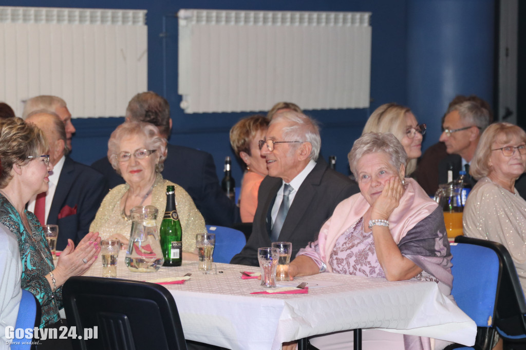 Bal Andrzejkowy seniorów w gostyńskim Hutniku