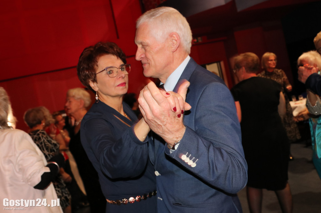 Bal Andrzejkowy seniorów w gostyńskim Hutniku
