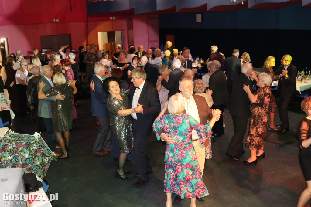 Bal Andrzejkowy seniorów w gostyńskim Hutniku