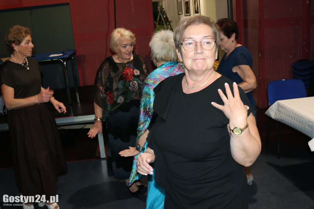 Bal Andrzejkowy seniorów w gostyńskim Hutniku