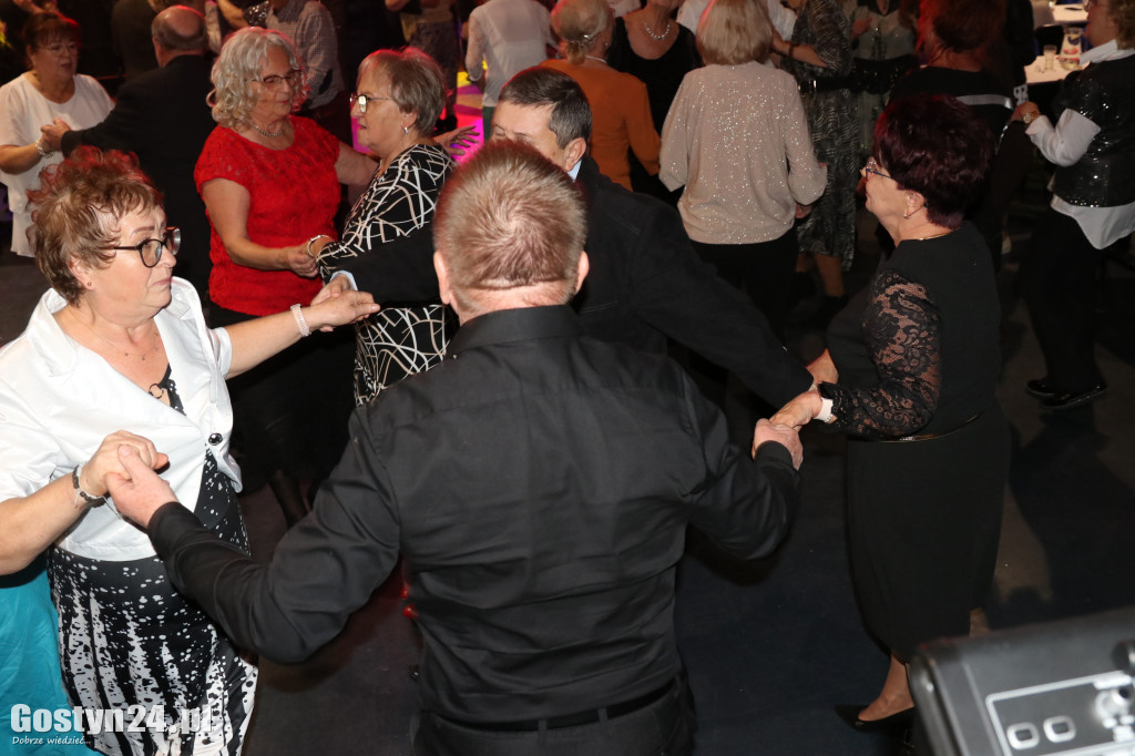 Bal Andrzejkowy seniorów w gostyńskim Hutniku