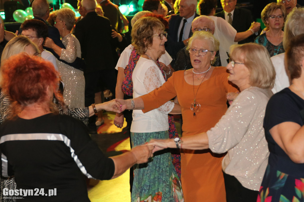 Bal Andrzejkowy seniorów w gostyńskim Hutniku