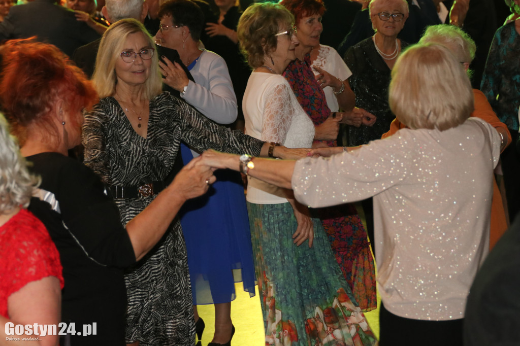 Bal Andrzejkowy seniorów w gostyńskim Hutniku