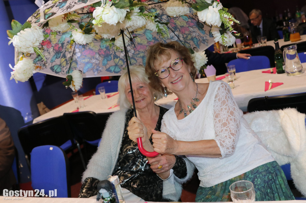 Bal Andrzejkowy seniorów w gostyńskim Hutniku