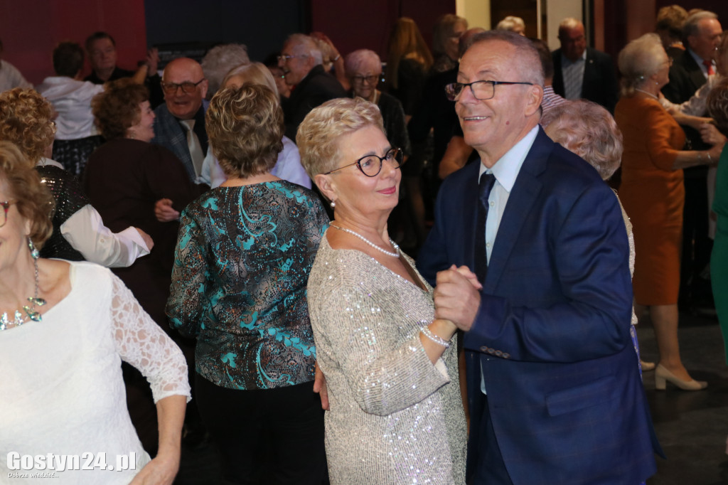 Bal Andrzejkowy seniorów w gostyńskim Hutniku