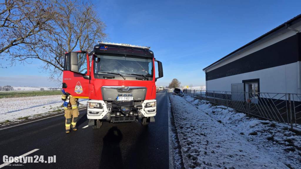 Wypadek na DW434. Zderzyły się dwa auta