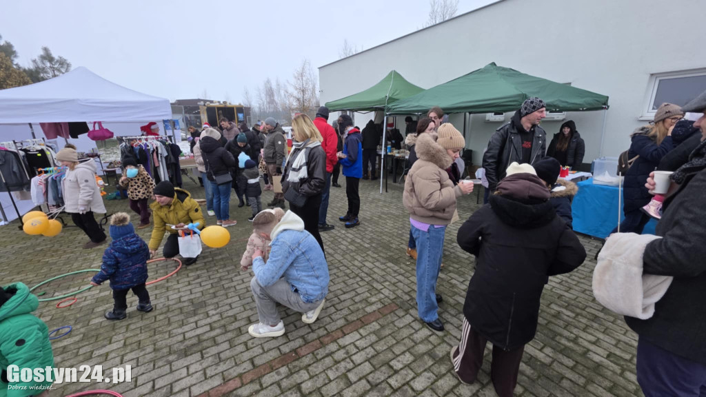 Mikołajkowy Dzień otwarty w schronisku w Dalabuszkach