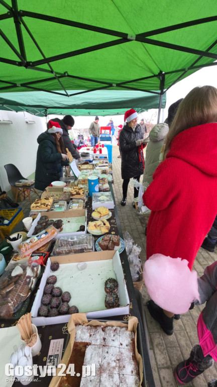 Mikołajkowy Dzień otwarty w schronisku w Dalabuszkach