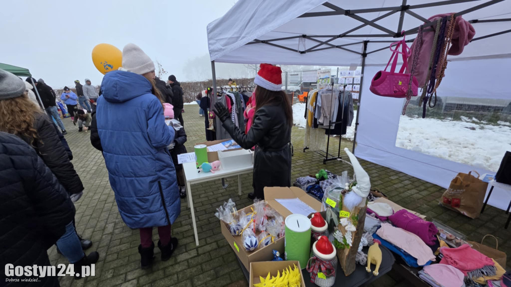 Mikołajkowy Dzień otwarty w schronisku w Dalabuszkach