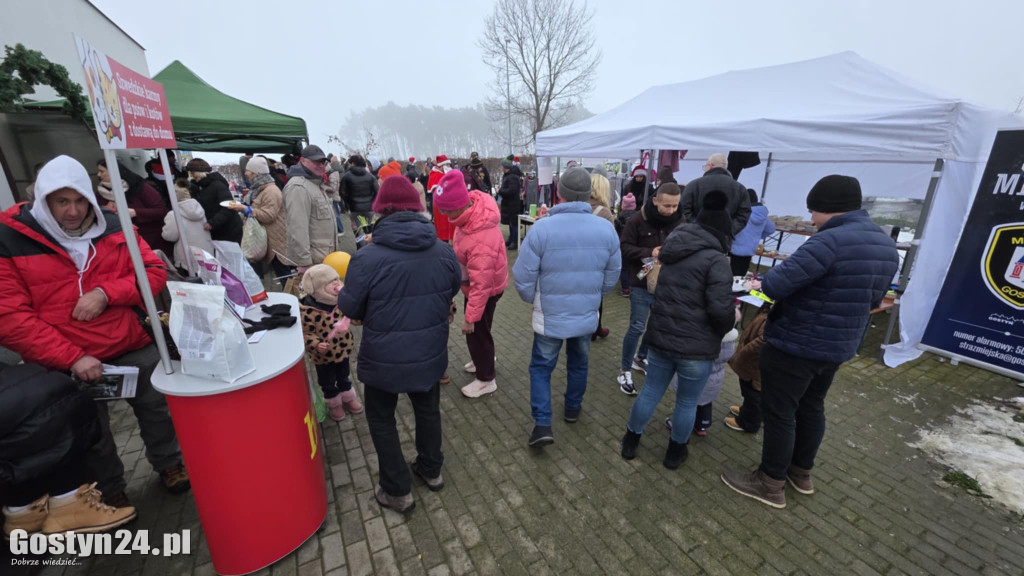 Mikołajkowy Dzień otwarty w schronisku w Dalabuszkach
