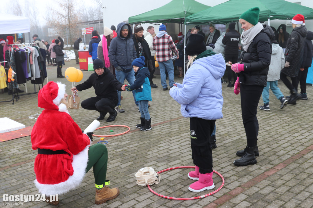Mikołajkowy Dzień otwarty w schronisku w Dalabuszkach