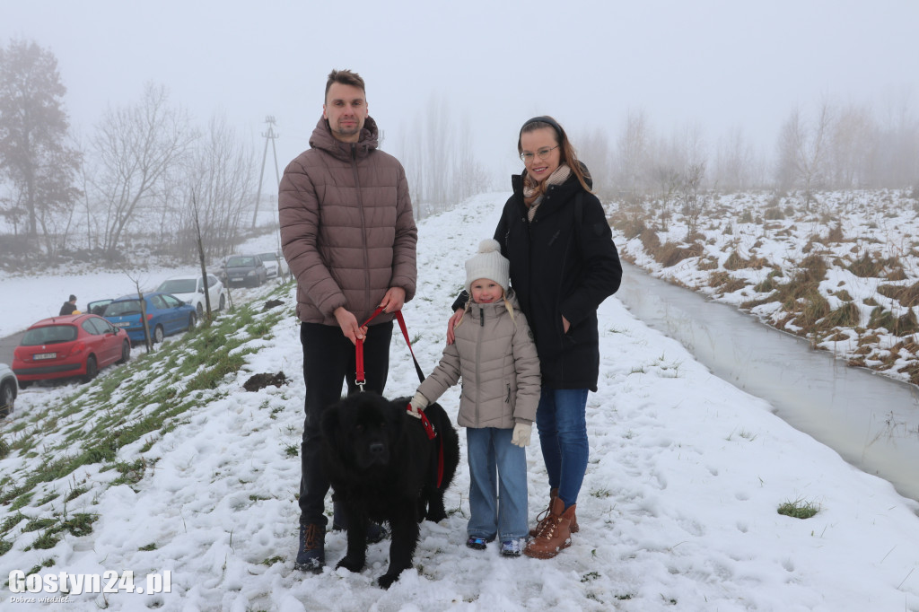 Mikołajkowy Dzień otwarty w schronisku w Dalabuszkach