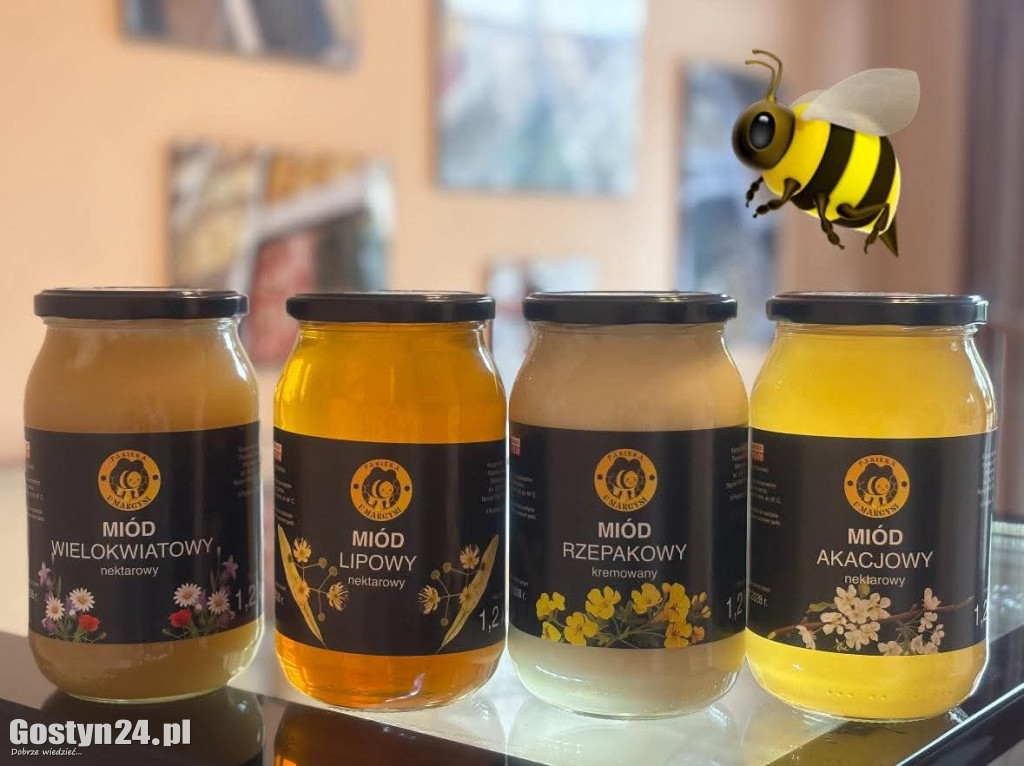 Tradycyjne dania i miody z lokalnej pasieki
