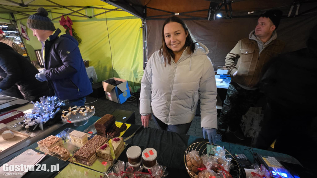 Mikołajki na rynku w Piaskach