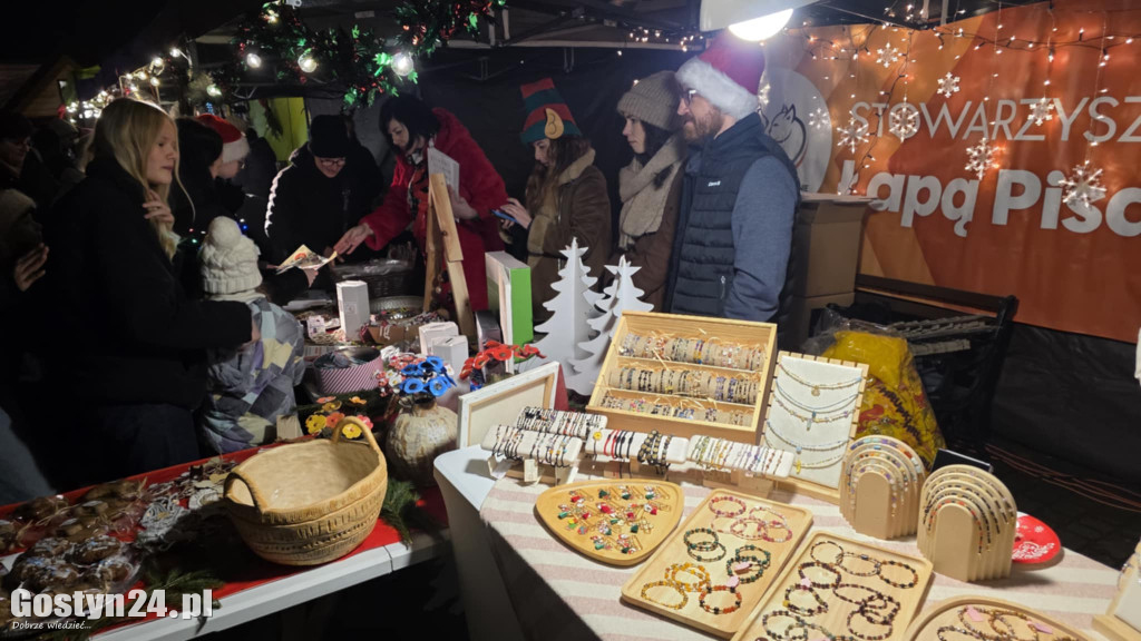 Mikołajki na rynku w Piaskach
