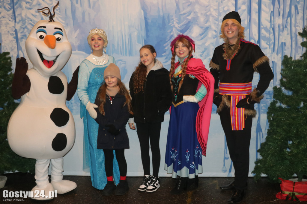 Mikołajki na rynku w Piaskach