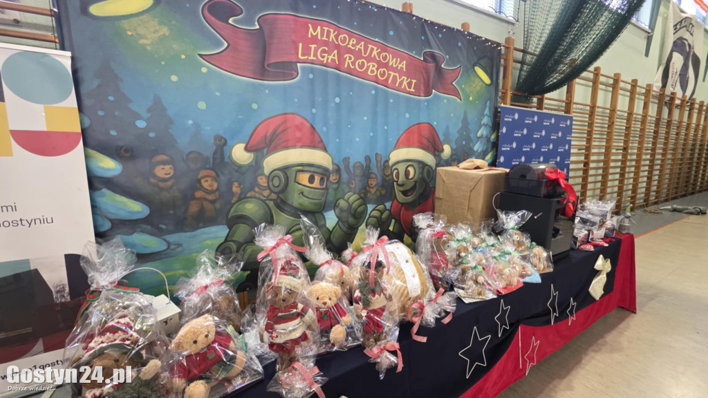 Mikołajkowa Liga Robotyki w SP 1 w Gostyniu
