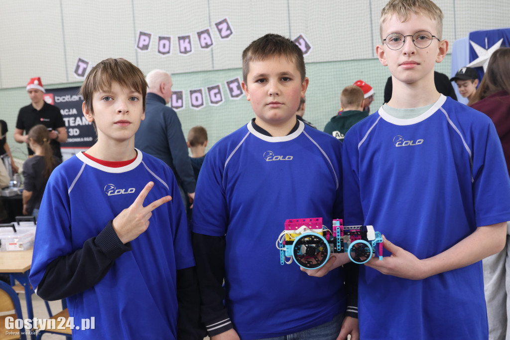 Mikołajkowa Liga Robotyki w SP 1 w Gostyniu