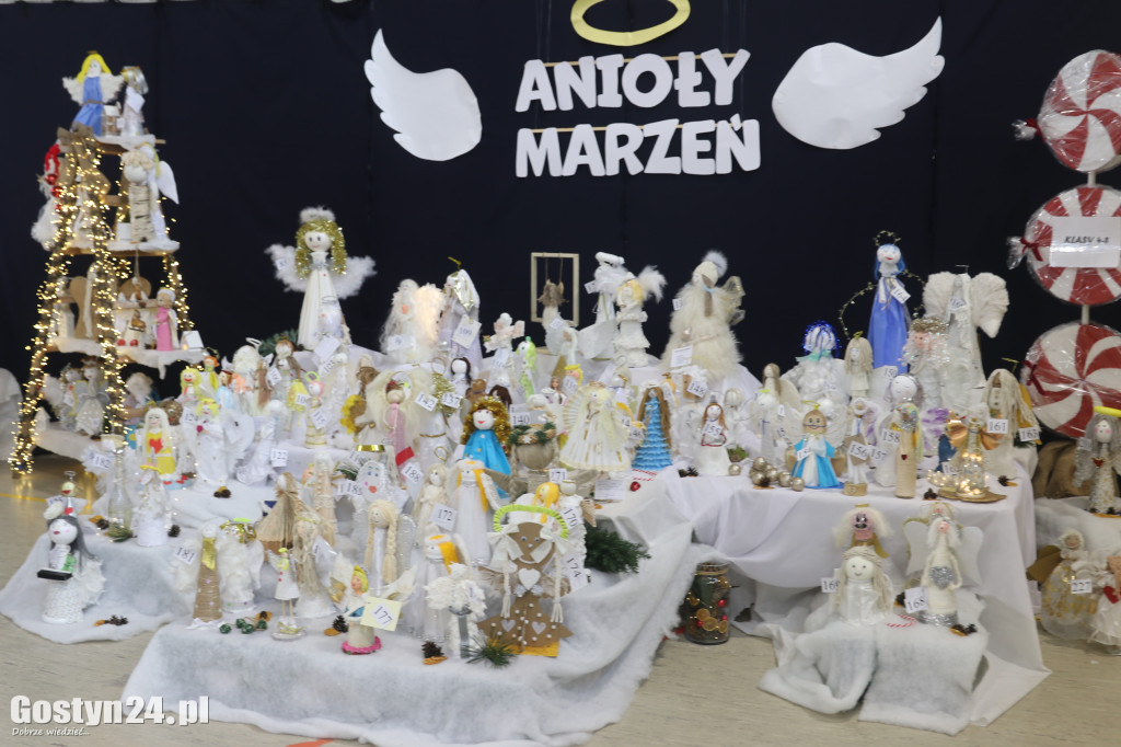 Mikołajkowa Liga Robotyki w SP 1 w Gostyniu