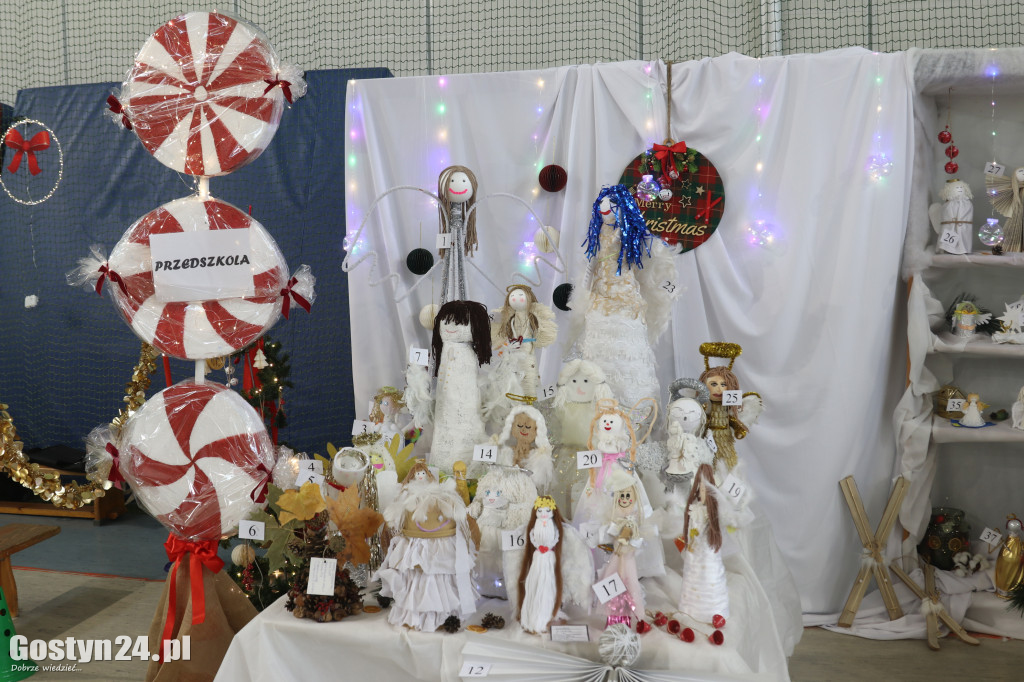 Mikołajkowa Liga Robotyki w SP 1 w Gostyniu