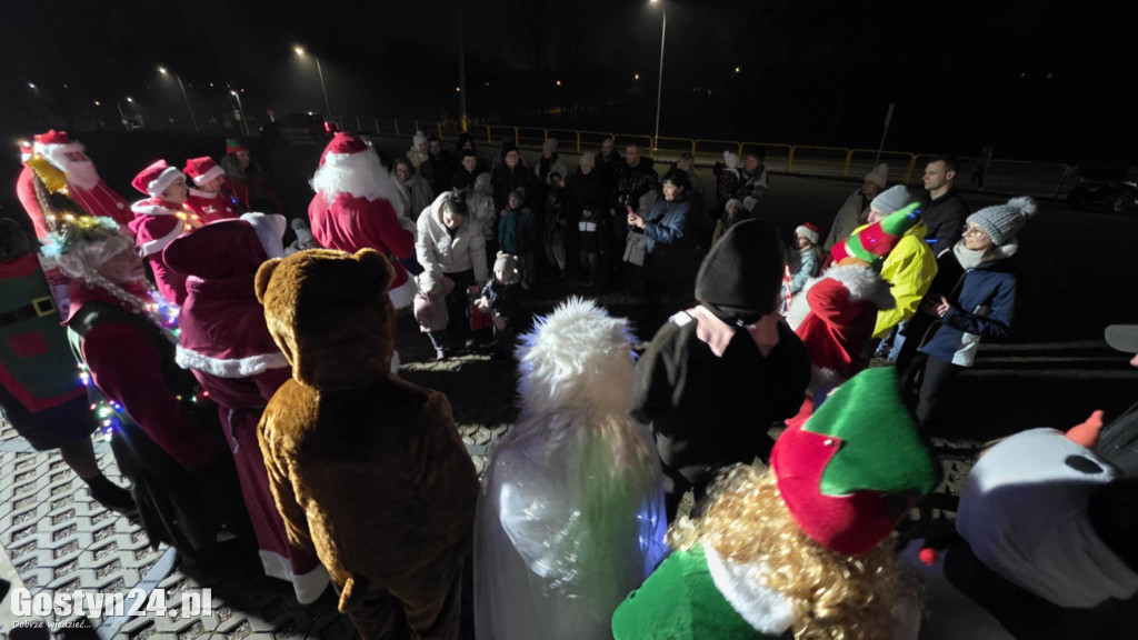 Mikołajkowy korowód przejechał przez Brzezie