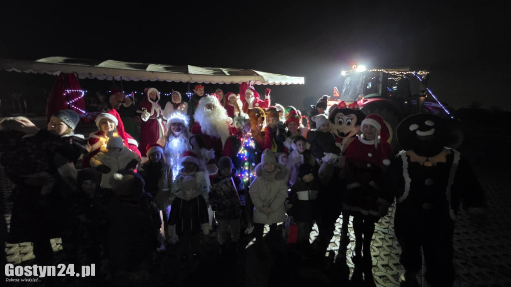 Mikołajkowy korowód przejechał przez Brzezie