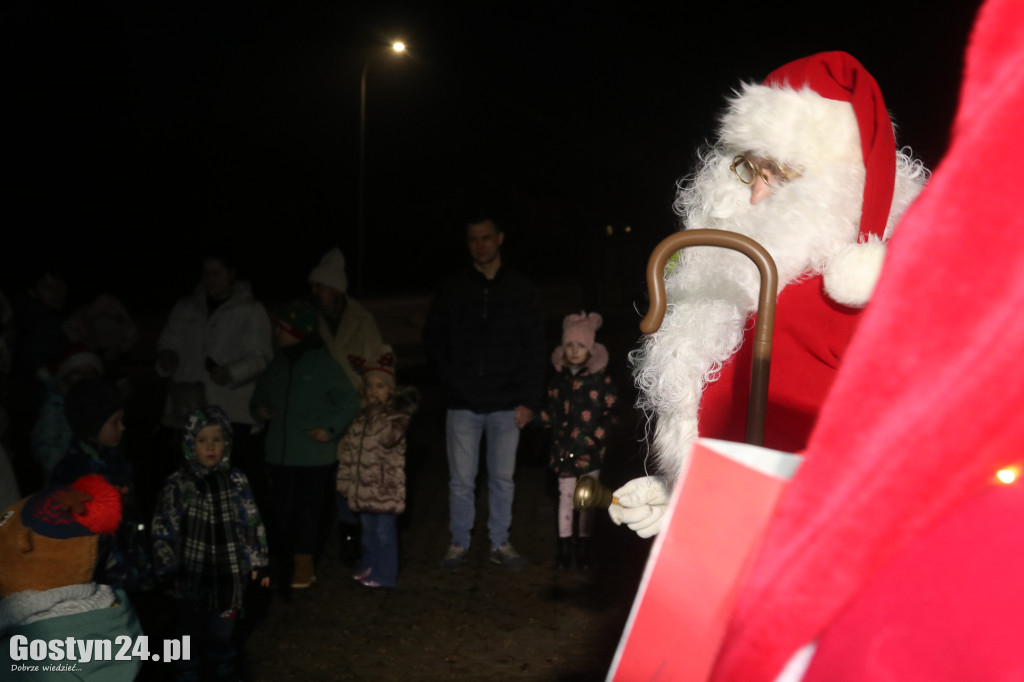 Mikołajkowy korowód przejechał przez Brzezie