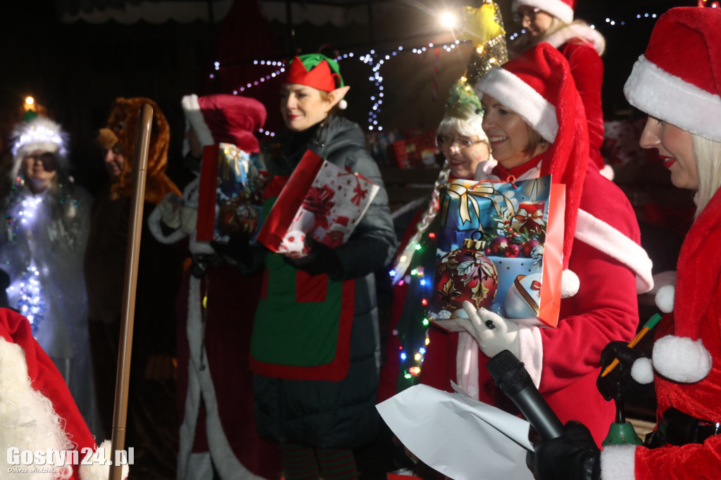 Mikołajkowy korowód przejechał przez Brzezie