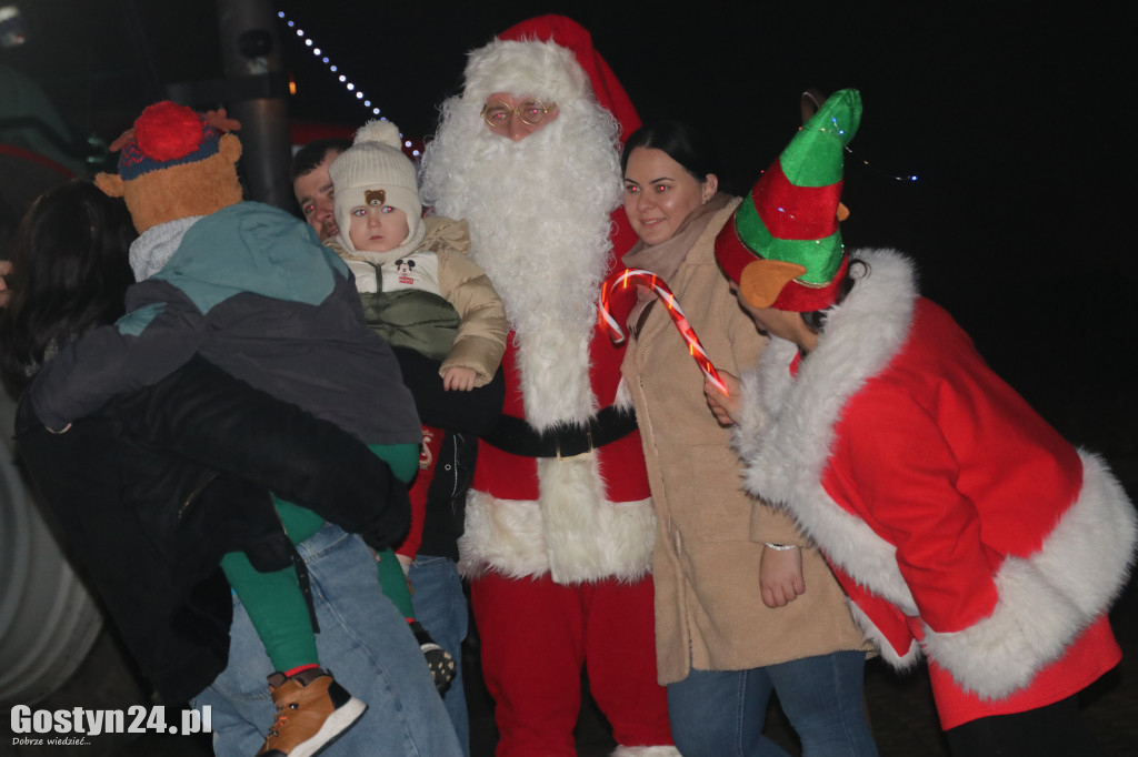 Mikołajkowy korowód przejechał przez Brzezie