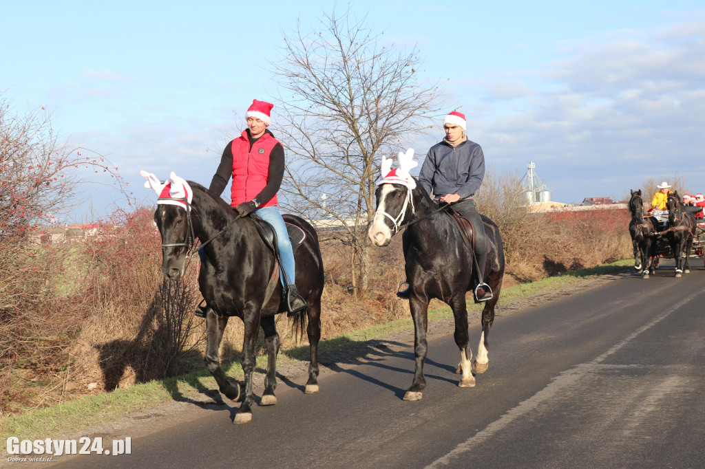Mikołajkowy korowód w nowy składzie w Starej Krobi