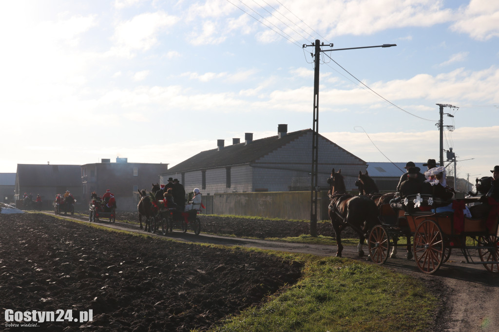 Mikołajkowy korowód w nowy składzie w Starej Krobi