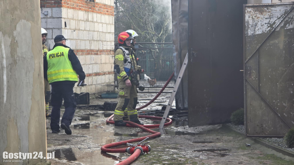 Pożar budynku garażowego w Pogorzeli