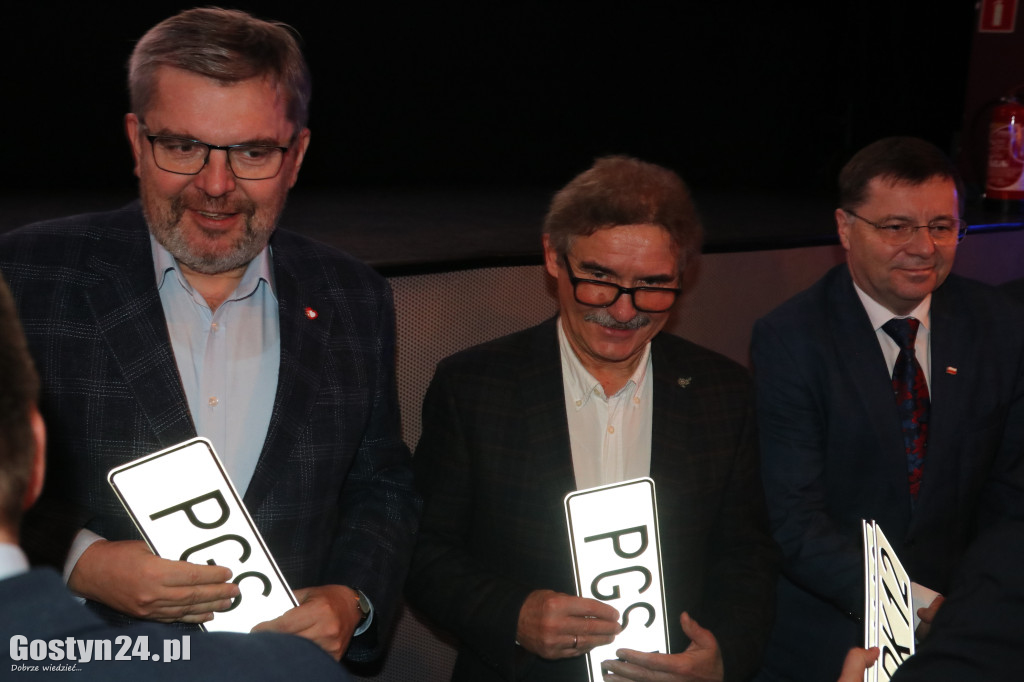 Spotkanie w kinie po wizytacji nowej obwodnicy