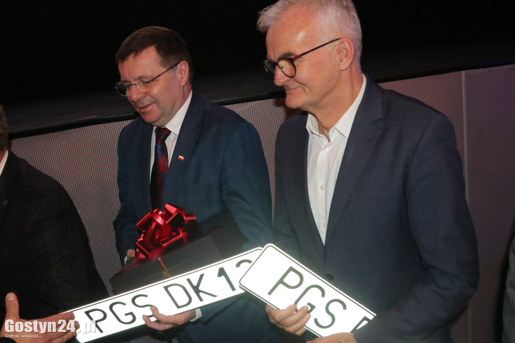 Spotkanie w kinie po wizytacji nowej obwodnicy