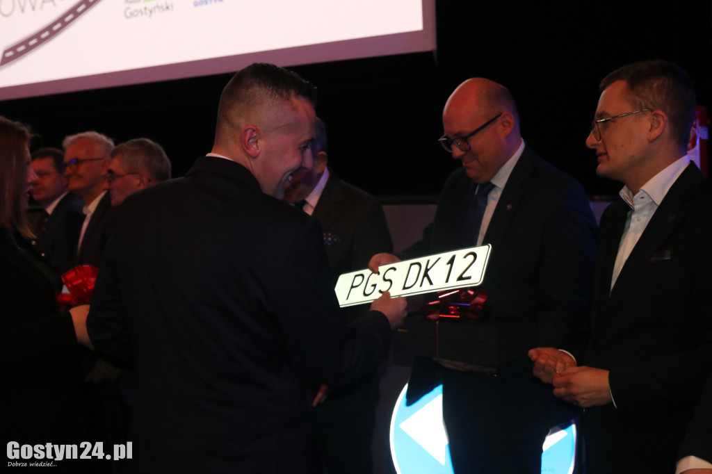 Spotkanie w kinie po wizytacji nowej obwodnicy