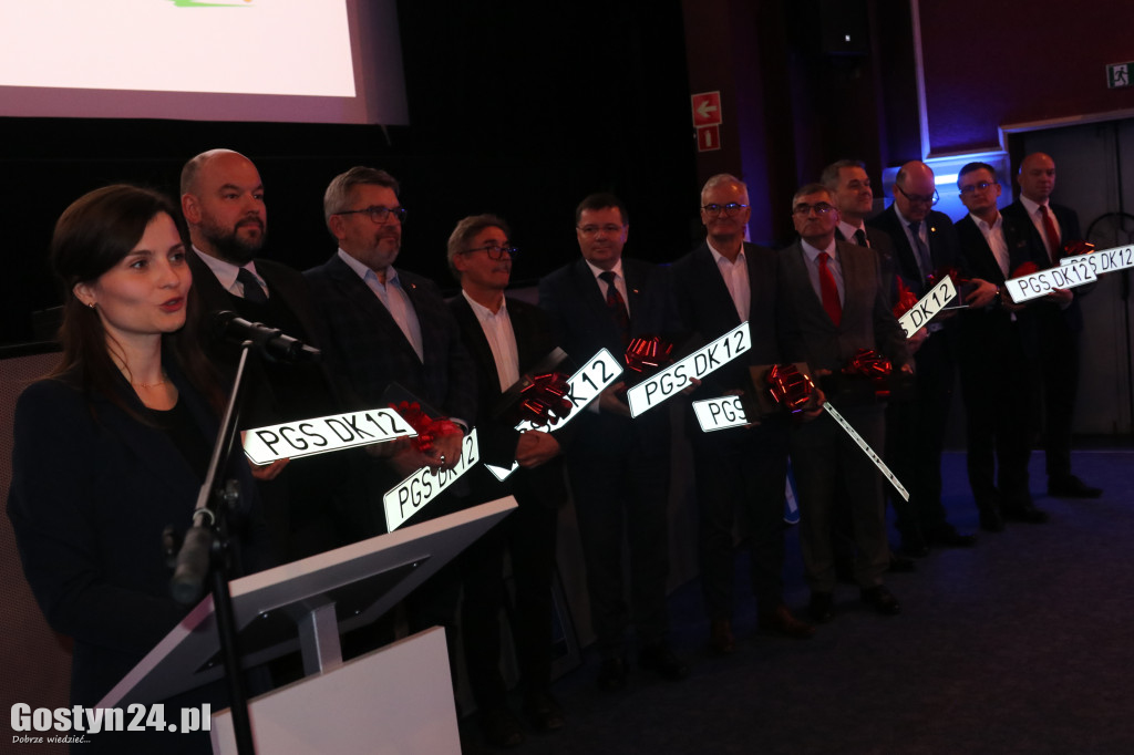 Spotkanie w kinie po wizytacji nowej obwodnicy