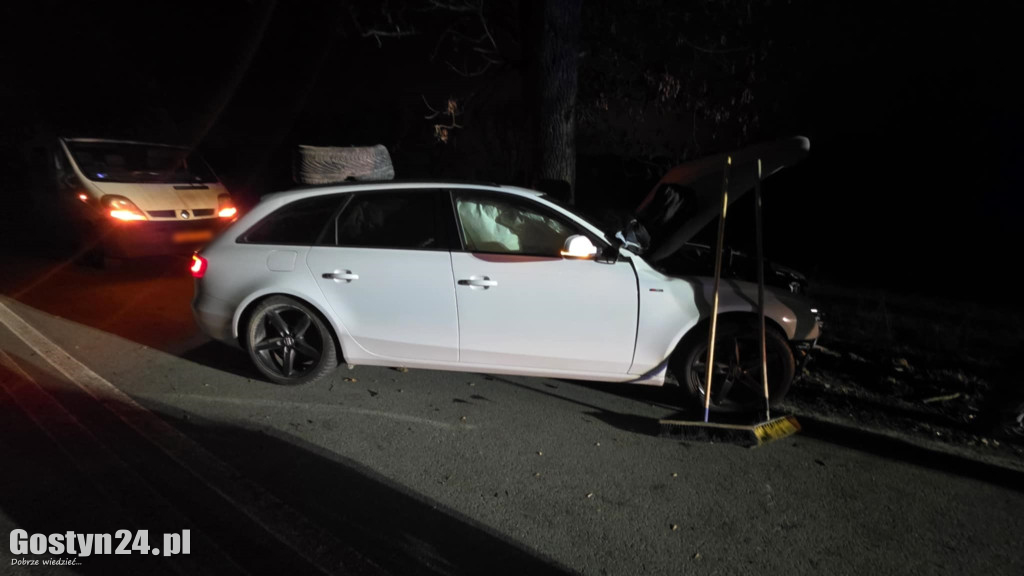 Kolizja na wyjeździe z Piasków w kierunku Grabonoga