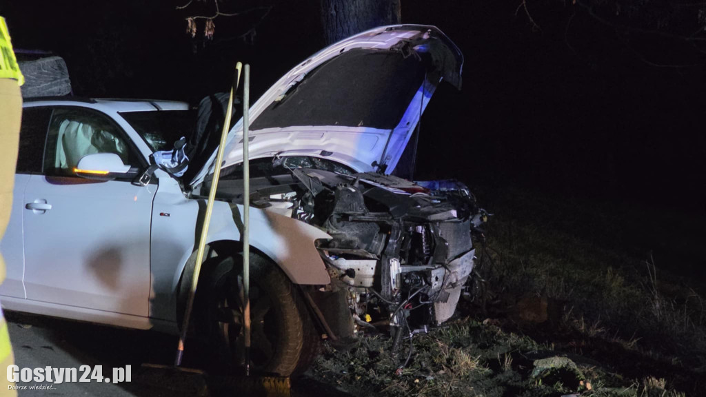 Kolizja na wyjeździe z Piasków w kierunku Grabonoga