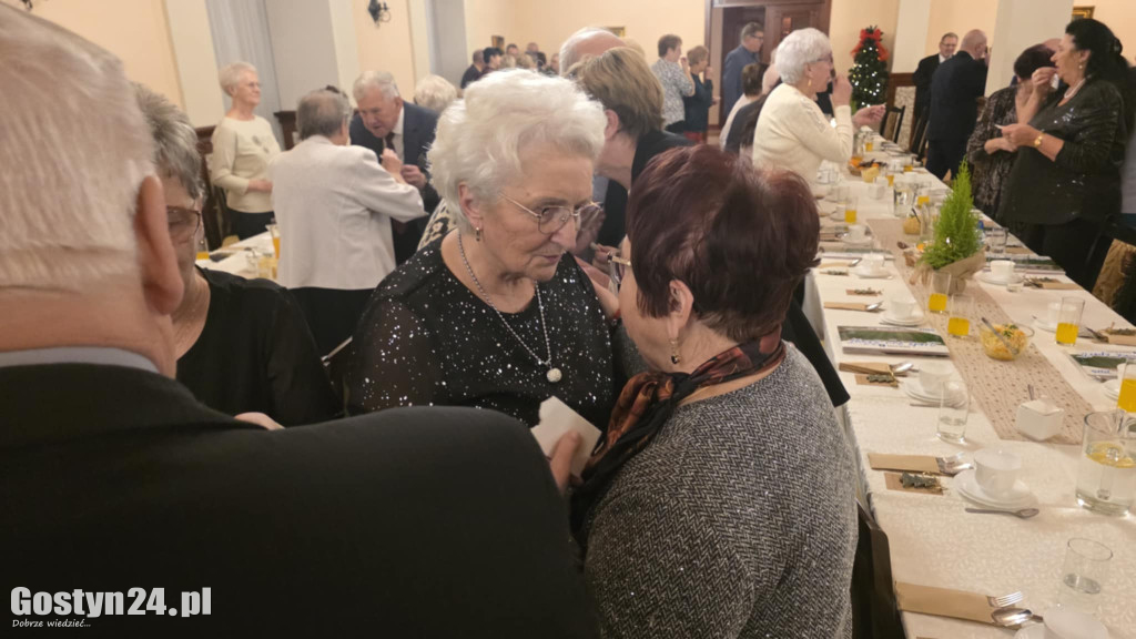 Wigilia organizacji senioralnych w Krobi