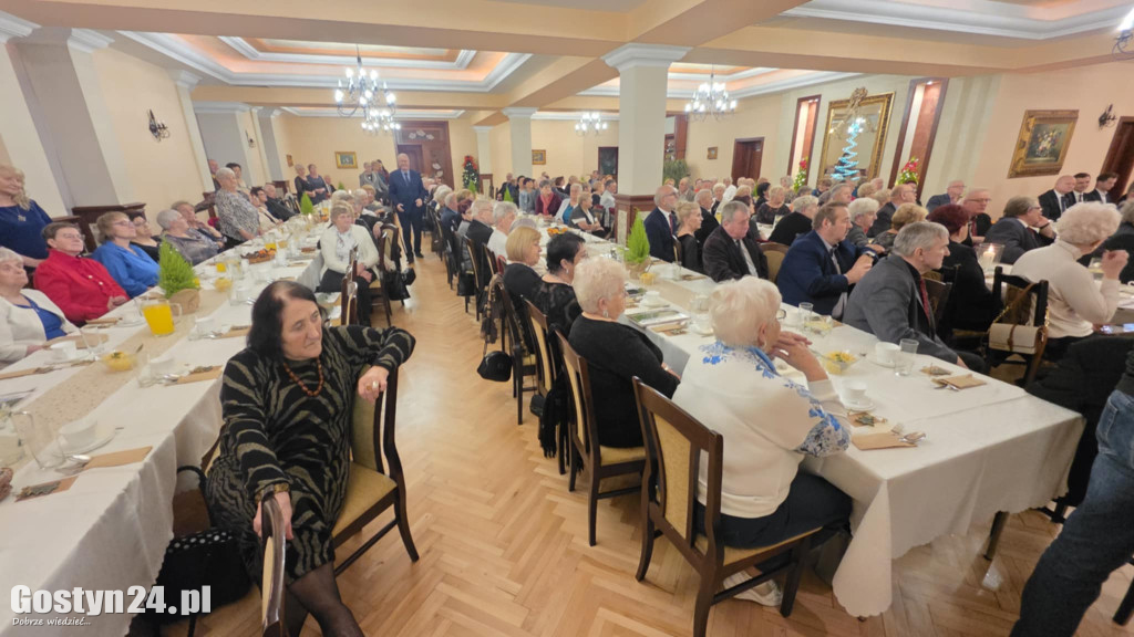 Wigilia organizacji senioralnych w Krobi