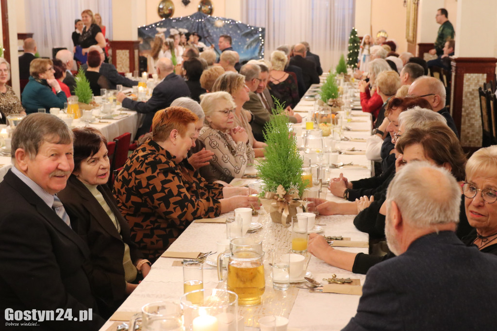 Wigilia organizacji senioralnych w Krobi