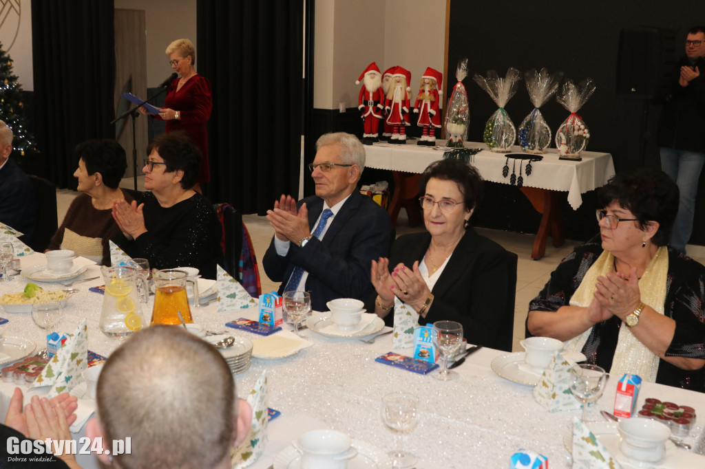 Wigilia seniorów w Ludwinowie